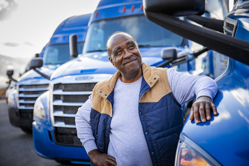 SelecTruck Branding_4442_no-opt_grid_card.jpg